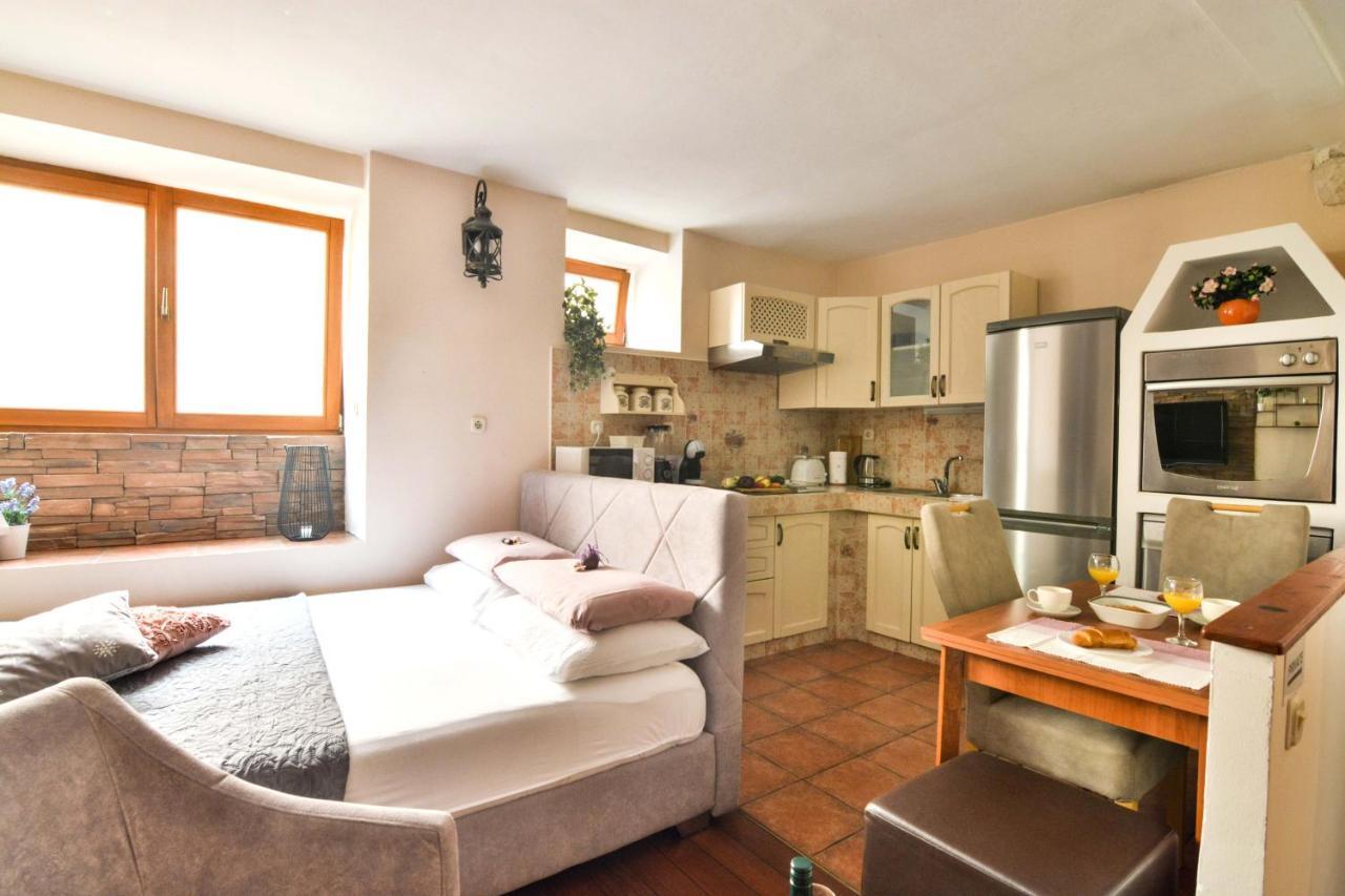Apartment In The Heart Of The Town *